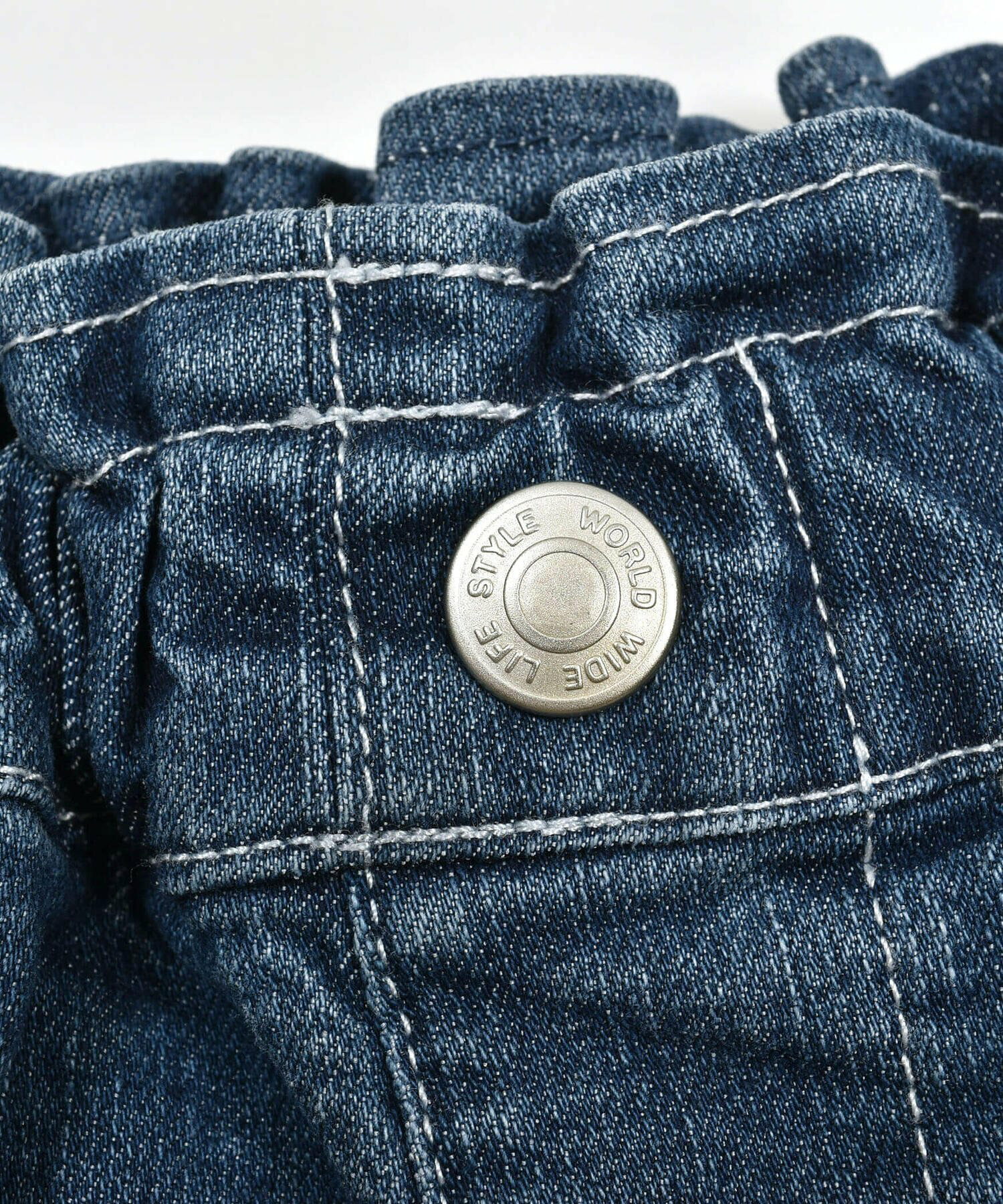 刺しゅうポケット付きストレッチデニムショートパンツ(90~130cm)